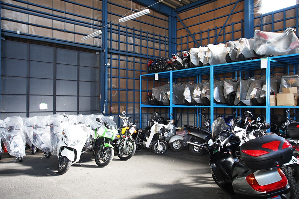 高栄運輸の車庫