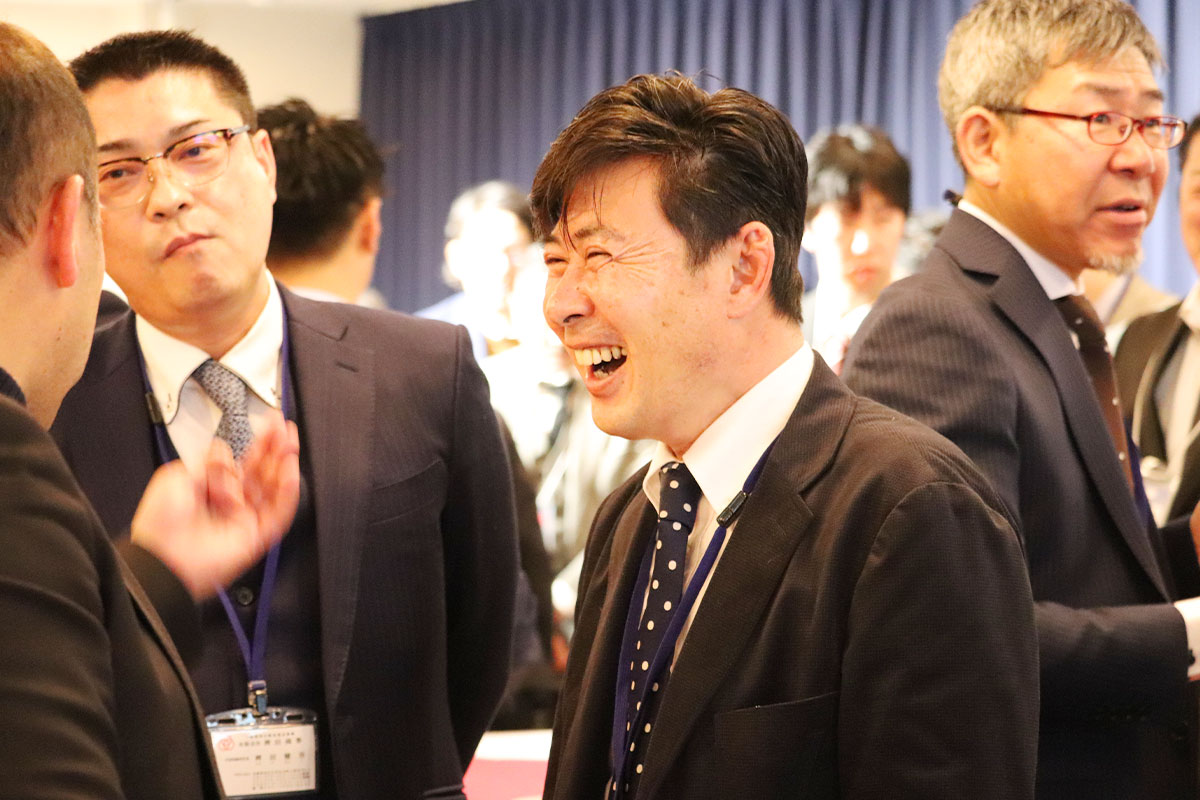 懇親会の様子２